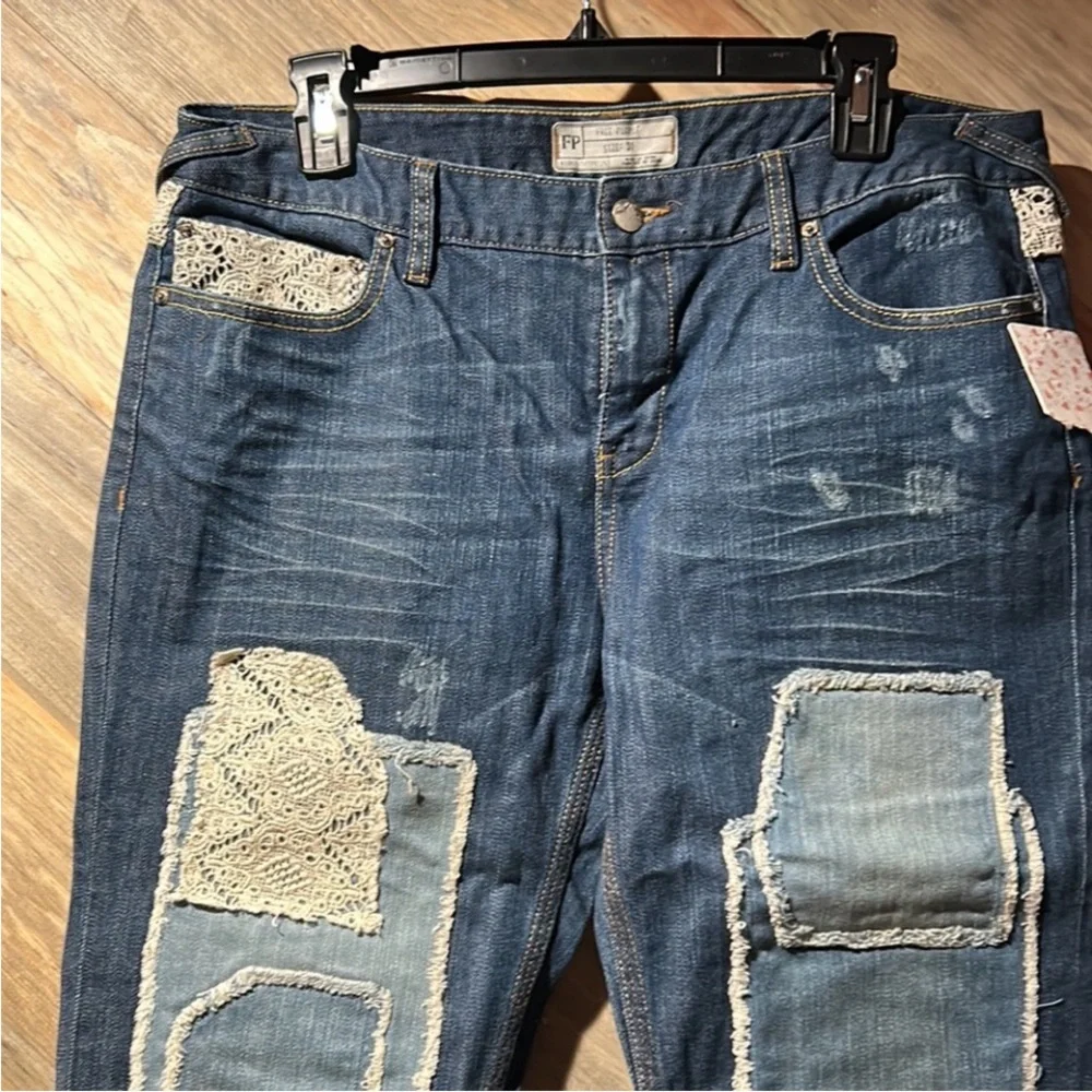 NWT Free People Haynes Wash Patchwork Crochet low rise straight leg jeans Sz 31 - Picture 2 of 8